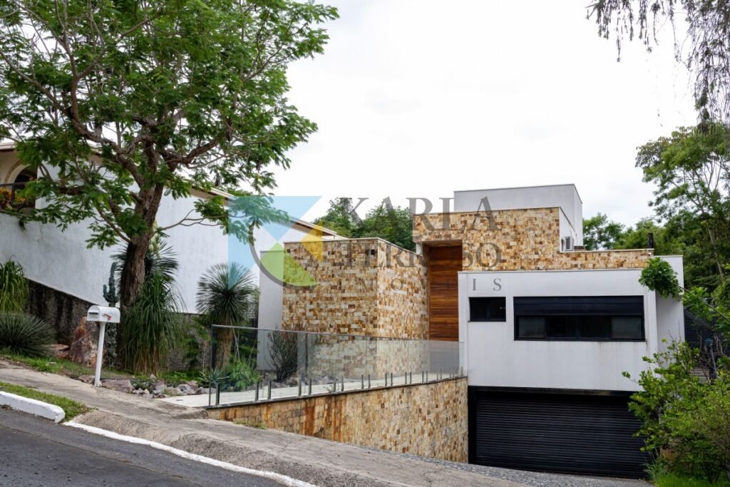 Aluguel casa 4 Quartos piscina churrasqueira Condomínio Santa Monica DF140