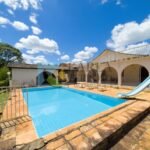 Casa a venda QI 27 piscina Churrasqueira 6 suites 4 vagas de garagens Lago Sul Brasilia DF