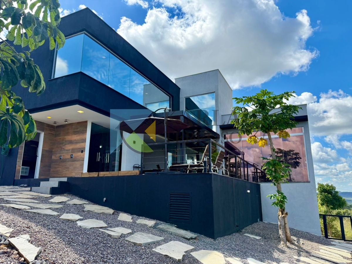 Aluguel Casa 2 suites churrasqueira e sauna Condomínio Santa Monica DF140 Brasília Jardim Botânico